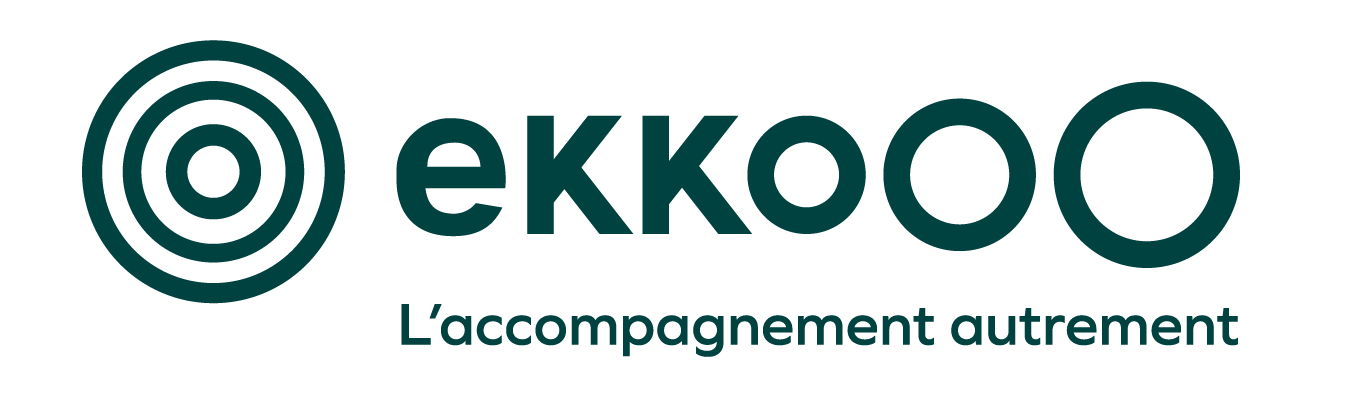 ekkooo - coaching and training - logo light vert